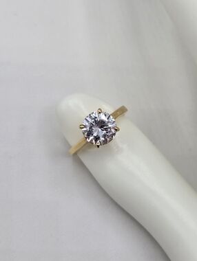 Swarovski Crystal Elements Gold Solitaire Ring Size 6 Round Clear Prom Bridal